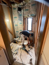 ウエーブ＆スプレー水流で節水しながら軽快な浴び心地　目黒区N様邸